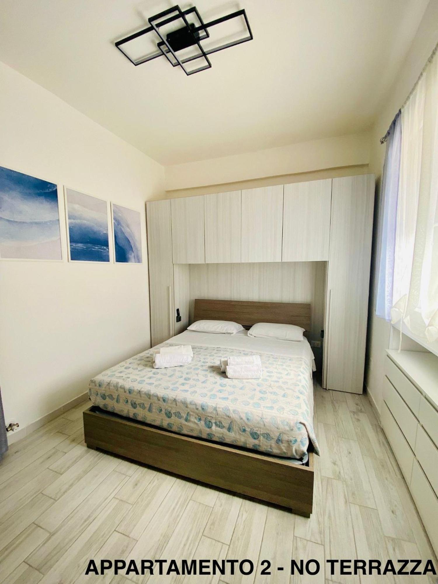 Vacanza Azzurra Порто Чезарео Екстериор снимка